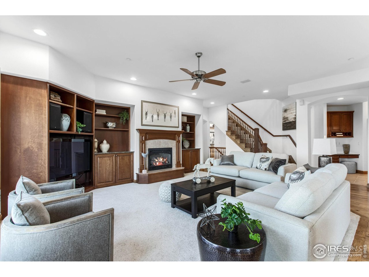 255 Barcelona Dr