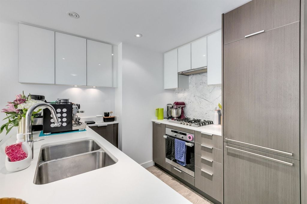 110 Switchmen St, #301