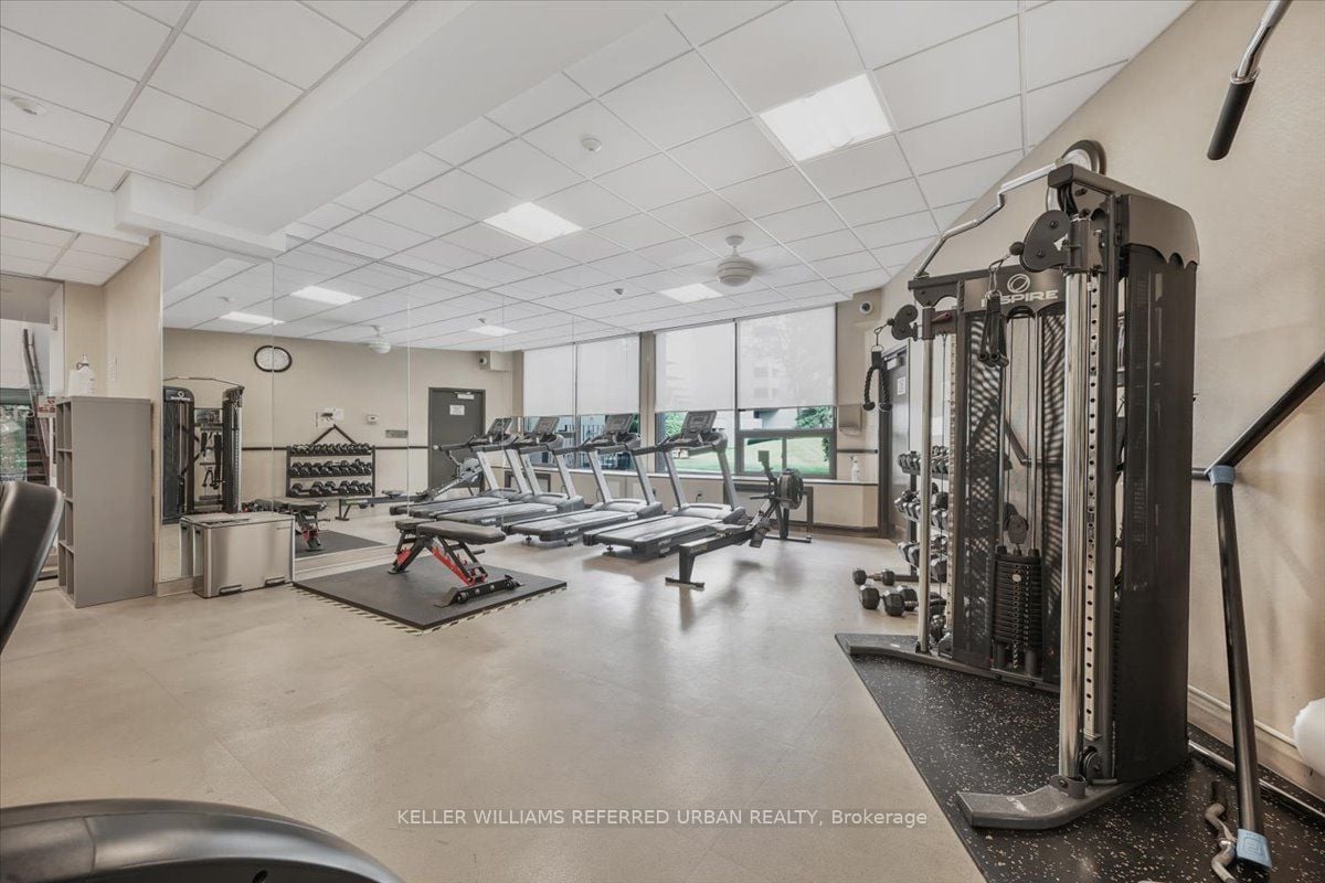 FAMILY LIVING PENTHOUSE