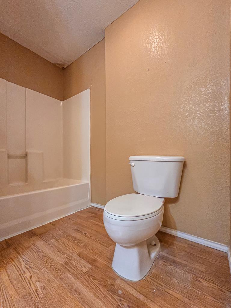 2101 Pershing Cir