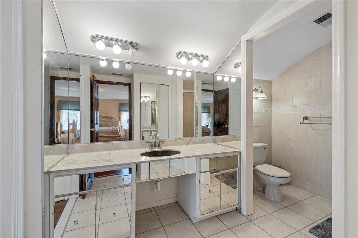 4 Redington Ct