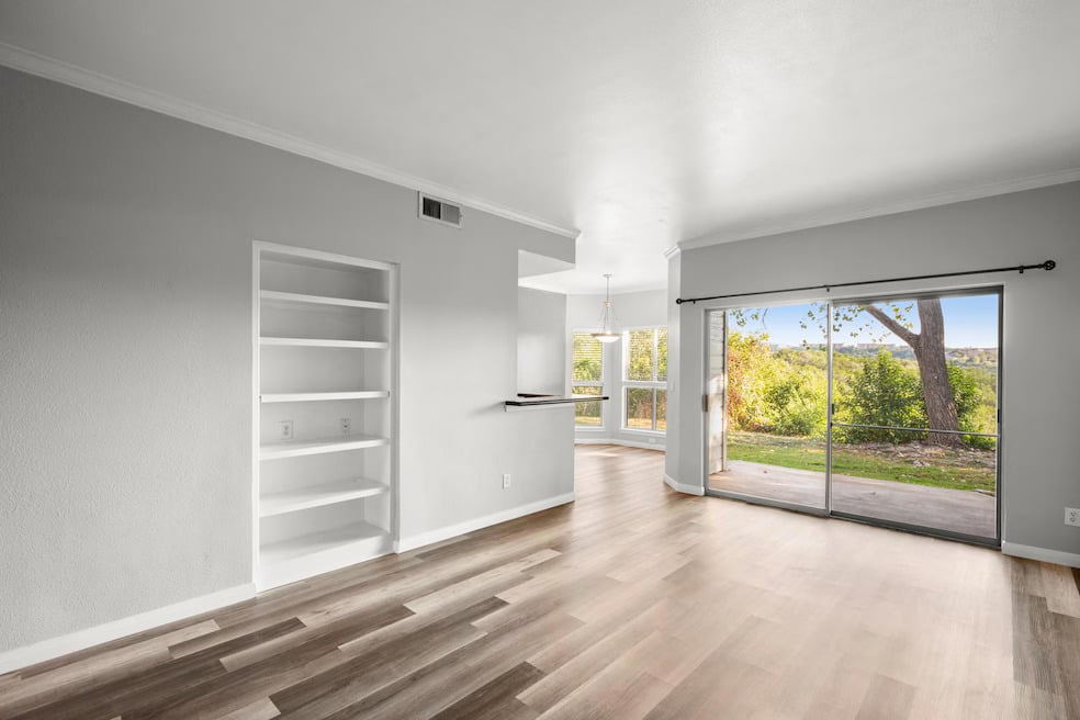 6000 Shepherd Mountain Cove #1202