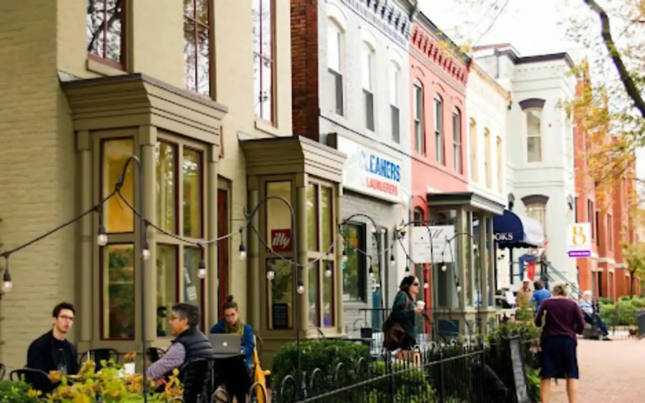 What Makes Living in Eastern Market So Much Fun?