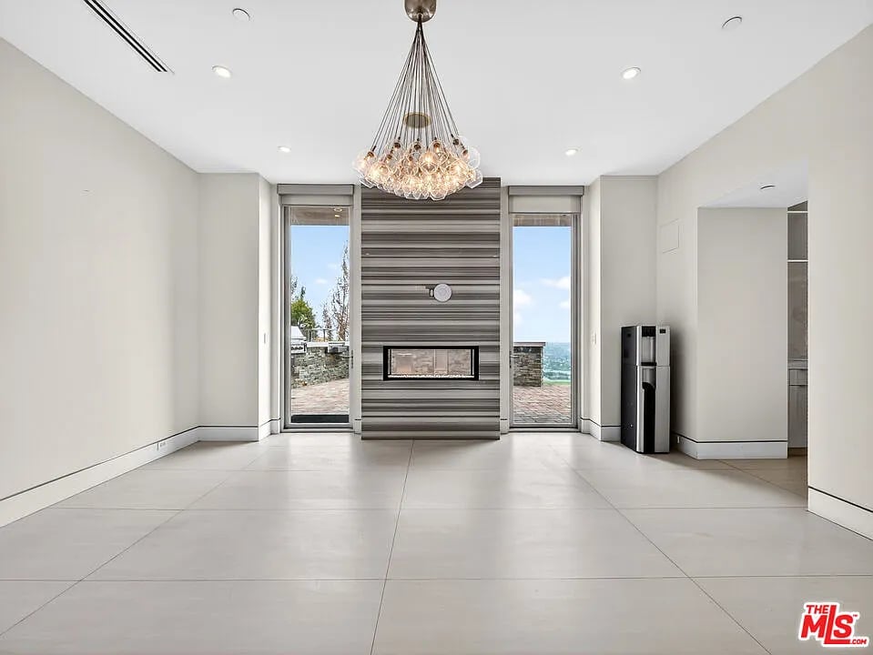 770 Paseo Miramar
