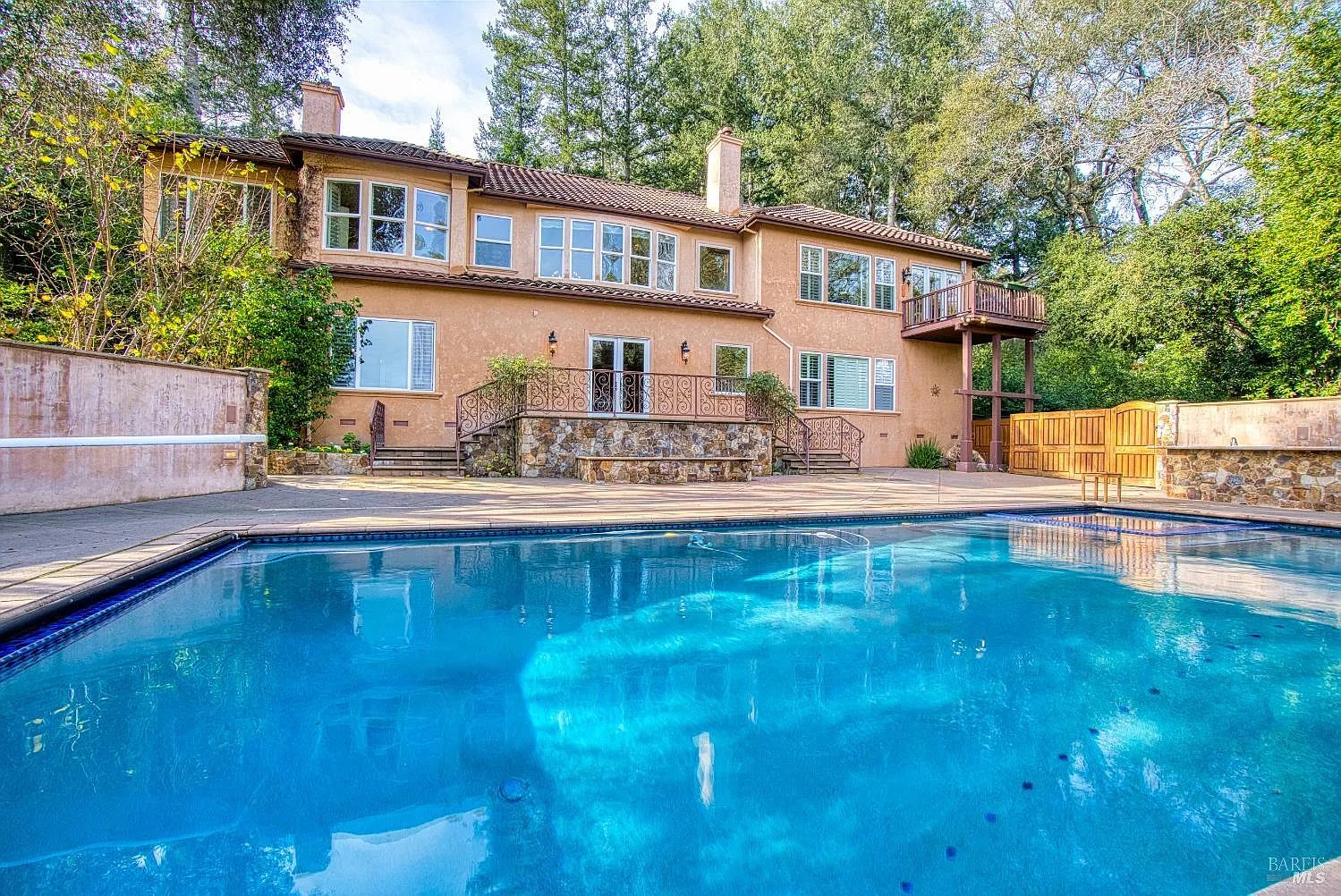 2703 Brush Creek Rd