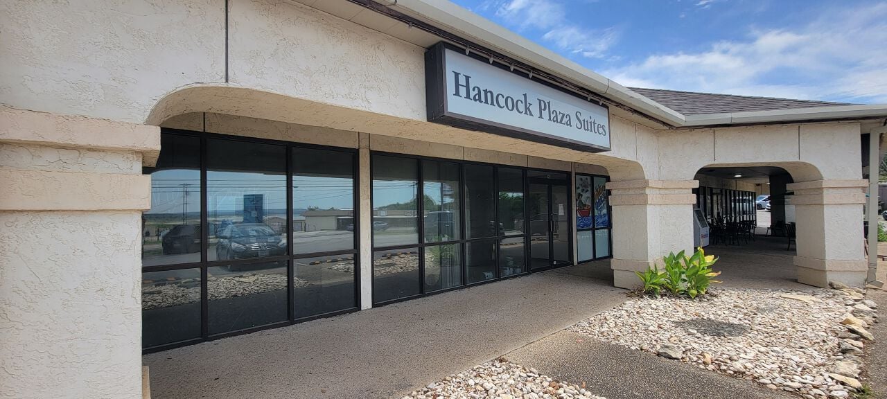 18100 FM 306 - Hancock Plaza
