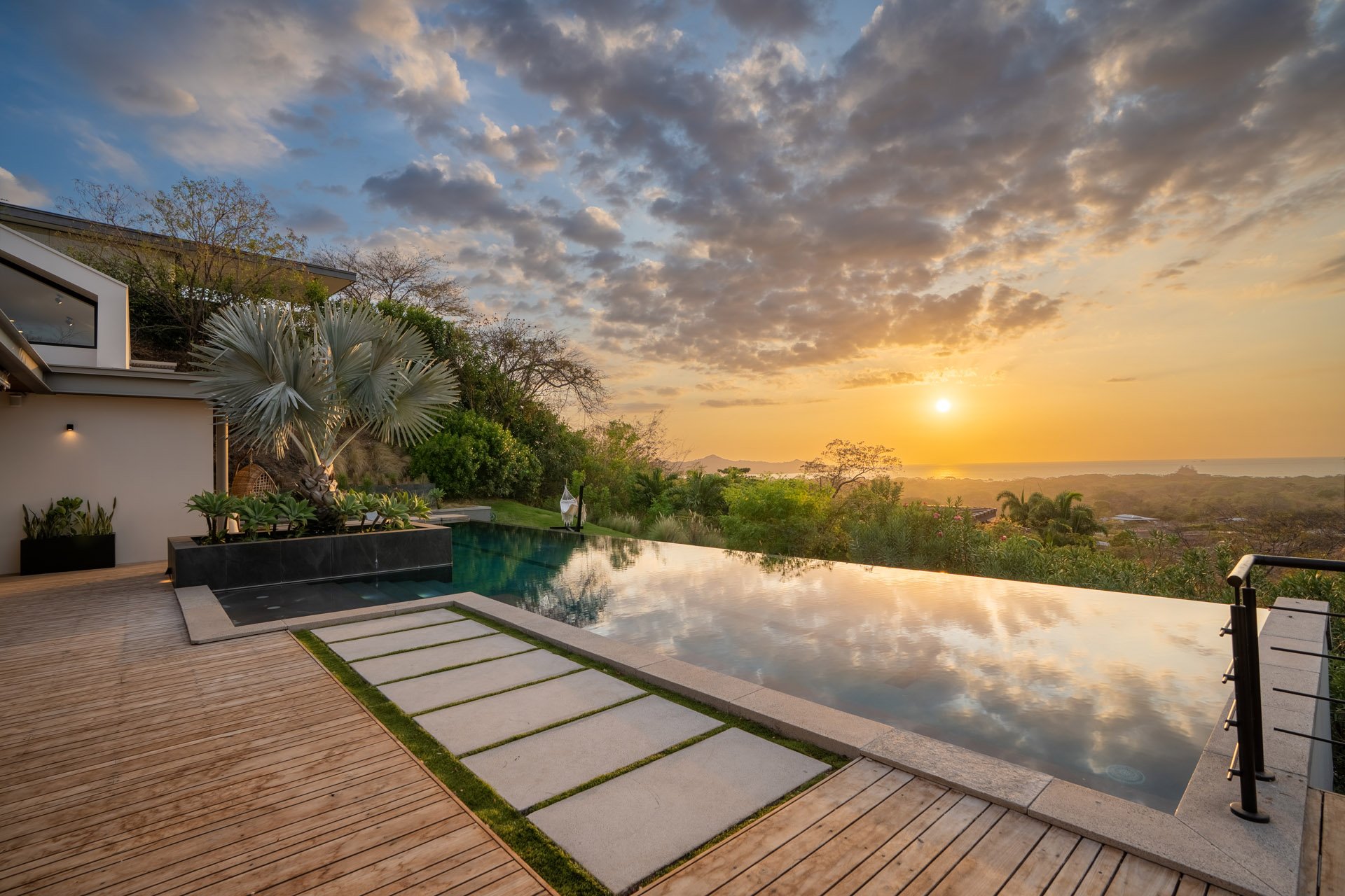 Casa Sombaile | Luxury Ocean View Estate with Proven Rental Income in Mar Vista