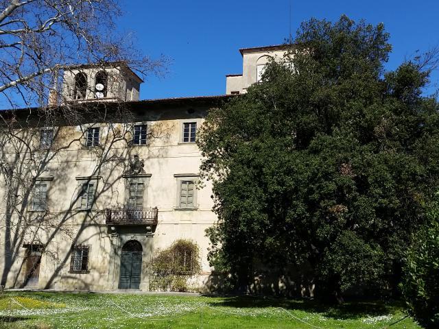 Magnificent Historic Villa in Tuscany