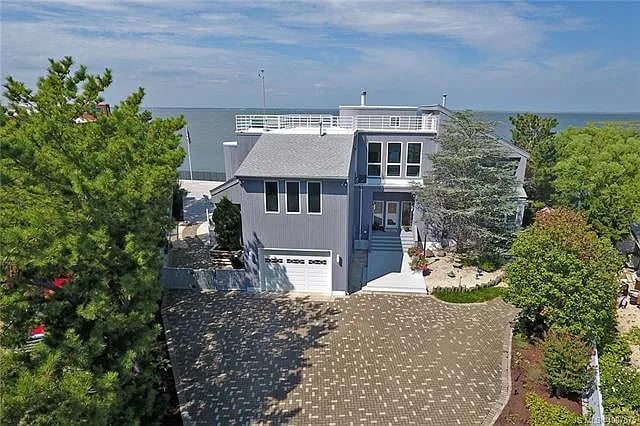 84-B Bayview Dr