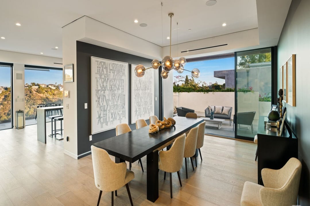 Aurelian Crest, Linda Flora Dr, 90049