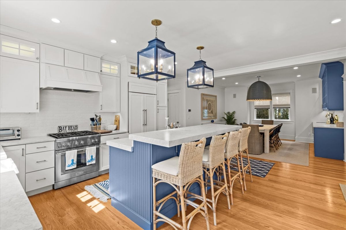 603 Lake Avenue, Bay Head