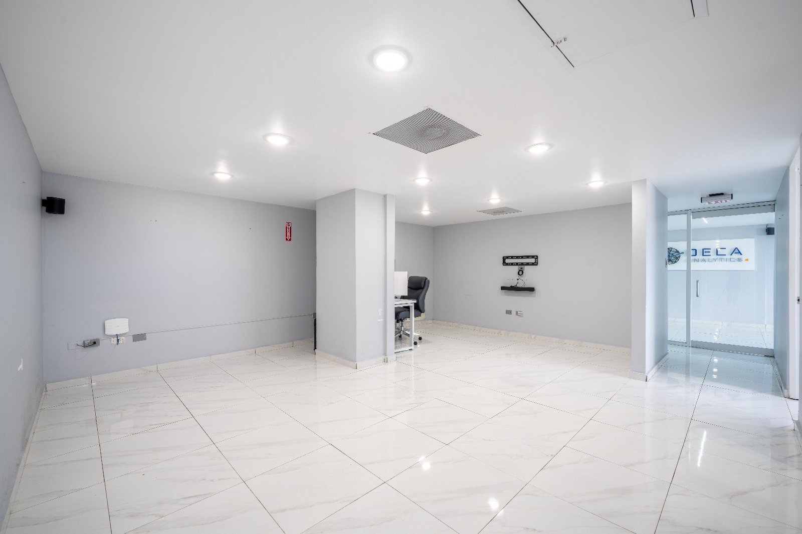 Office Space, VIG Tower, Santurce, PR 00907