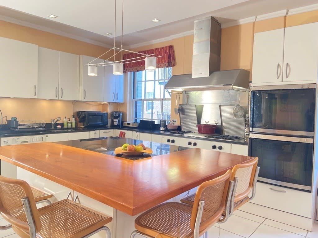 68 Beacon St Unit 3W