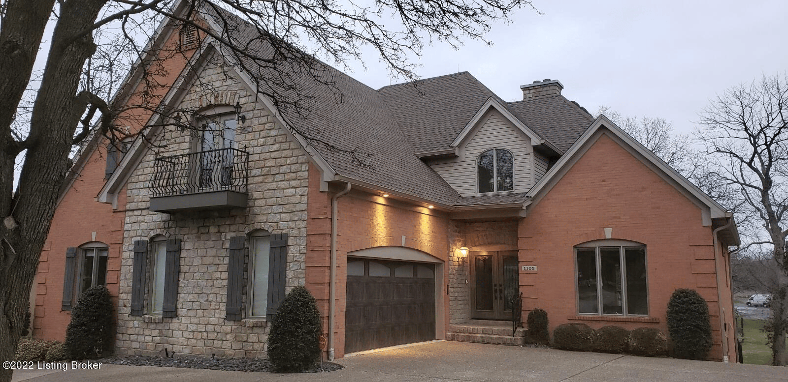 1103 Balmoral Dr
