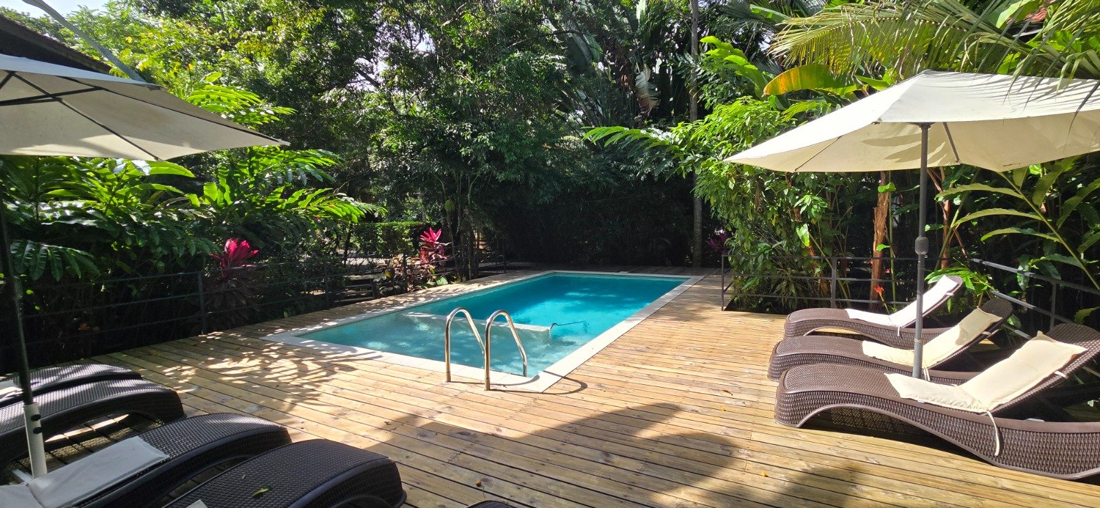 FIRE SALE ! Beautiful hotel in the heart of Ojochal, in Costa Rica’s most desirable areas.