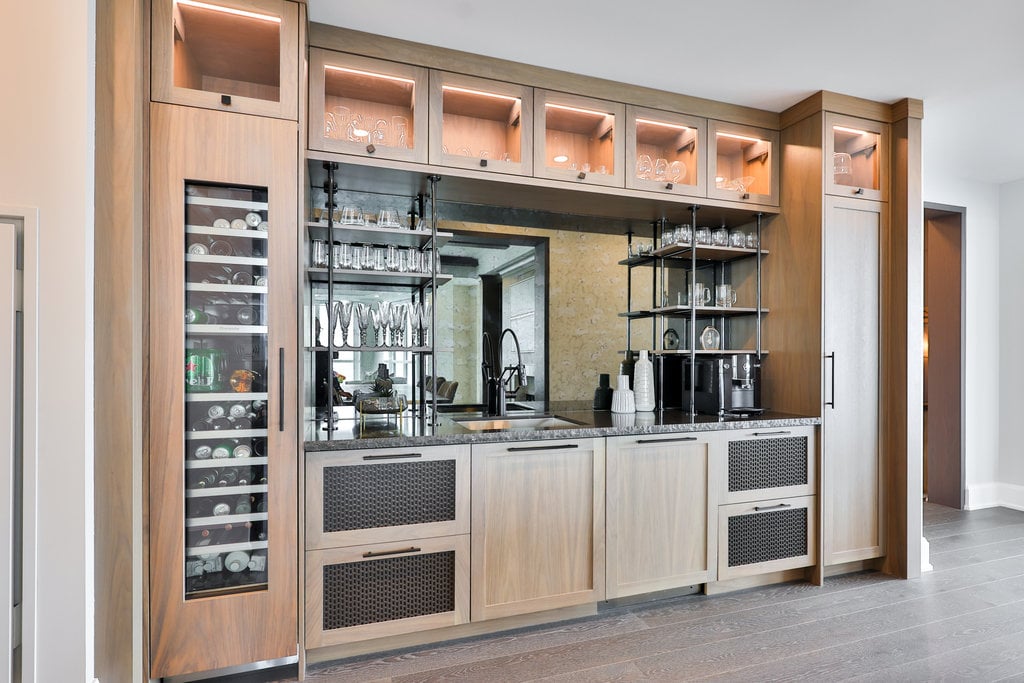 2060 Lakeshore Road #2101