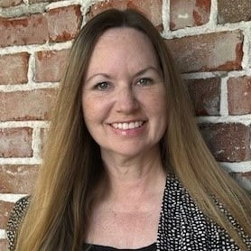 Jess McGuirk New Smyrna Beach, FL Real Estate Agent Headshot