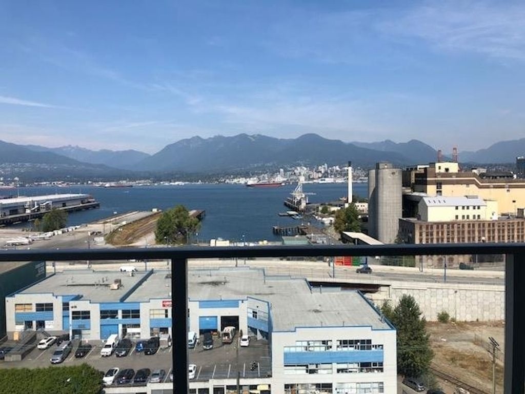 955 E Hastings St, PH#7