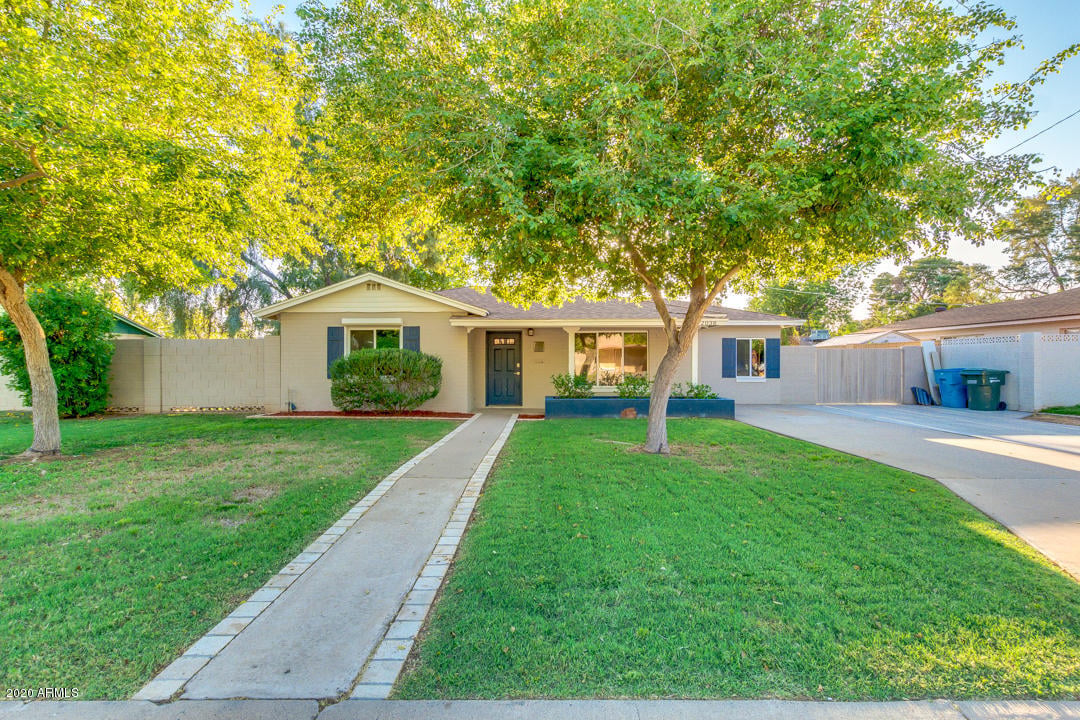 2038 N 39th Pl