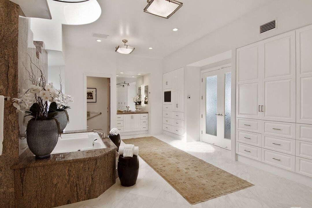 Solis Crest, Broad Beach Rd, 90265