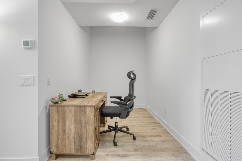 185 Deerfield Road 423