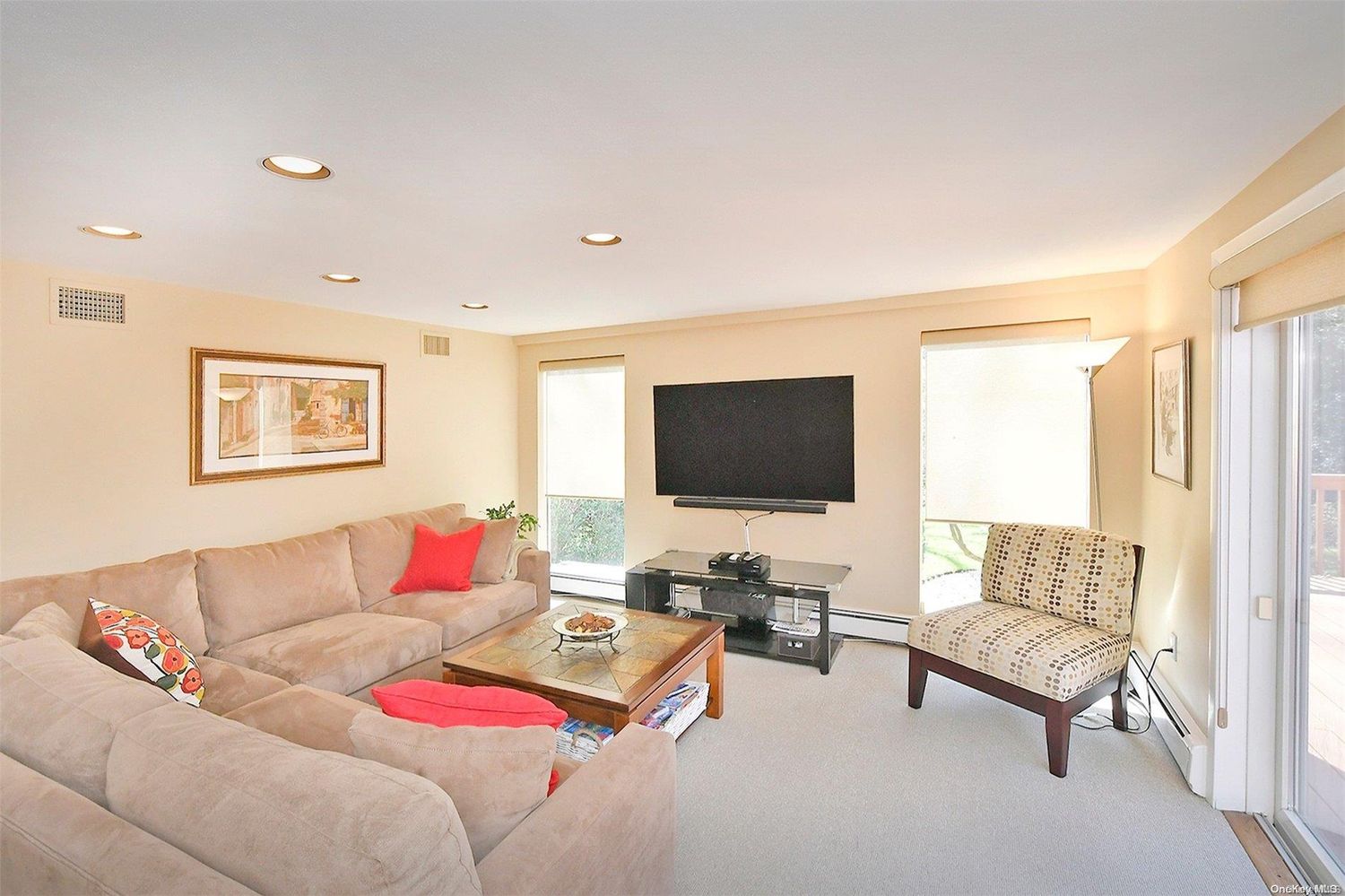 21 Sandra Dr