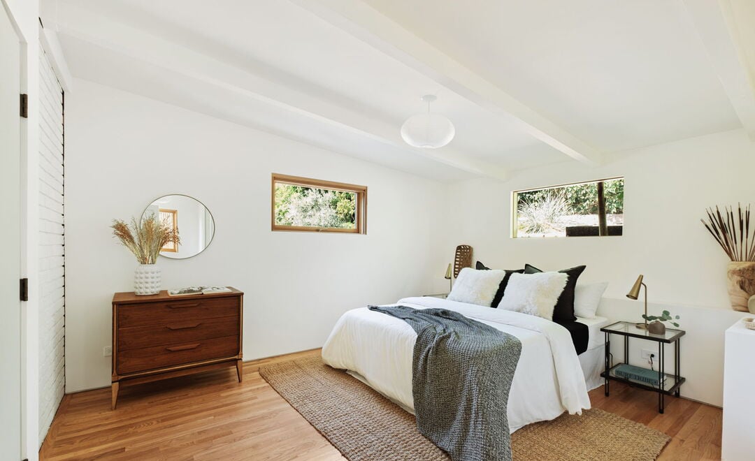 3921 Sunset Dr, Los Feliz