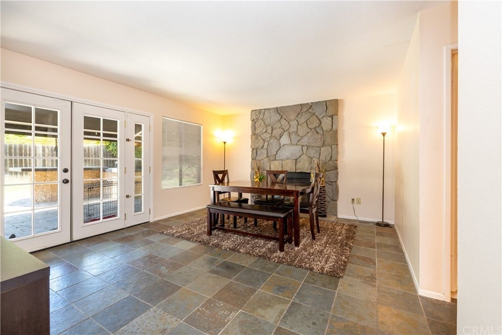 28601 Avenida Del Caballo