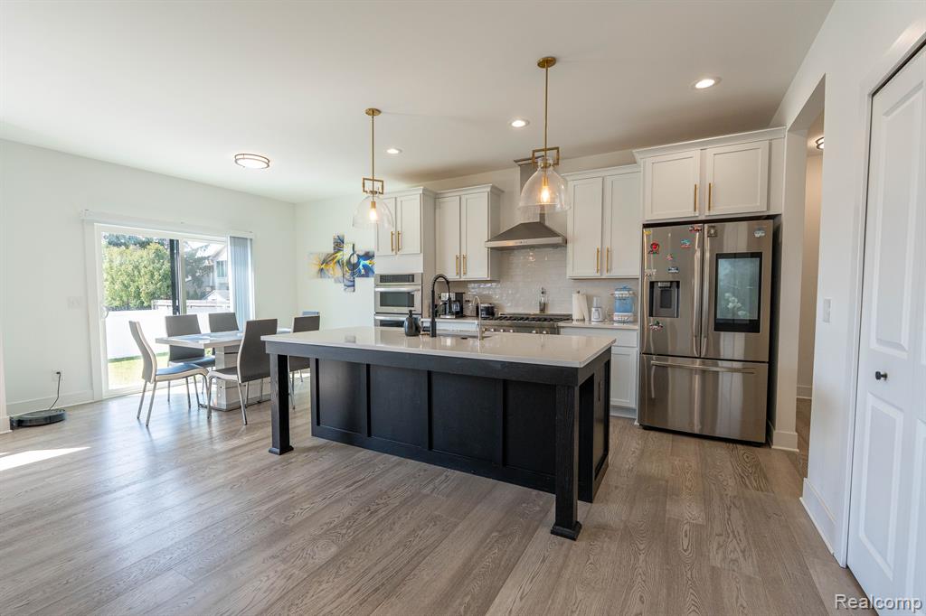 34421 Ann Arbor Trail