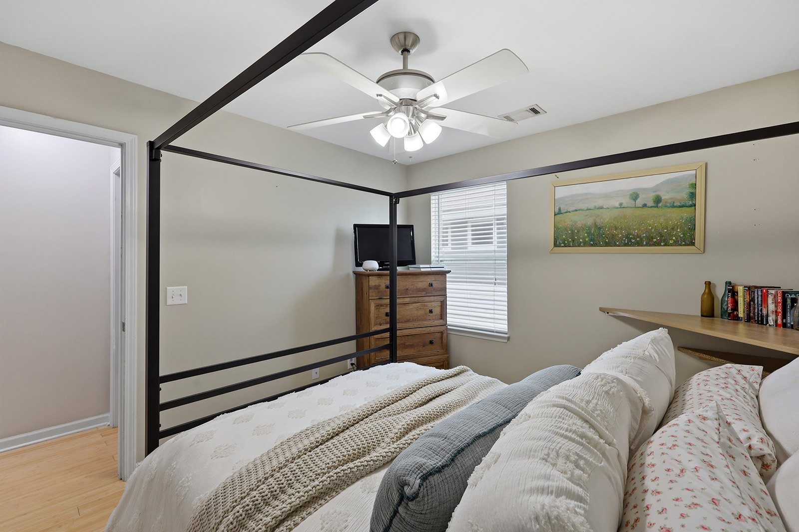 7 Night Heron Way 