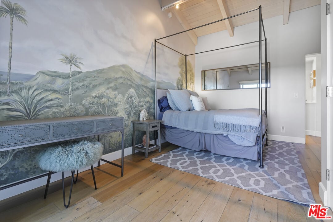 Solis Vista, Serra Rd, 90265