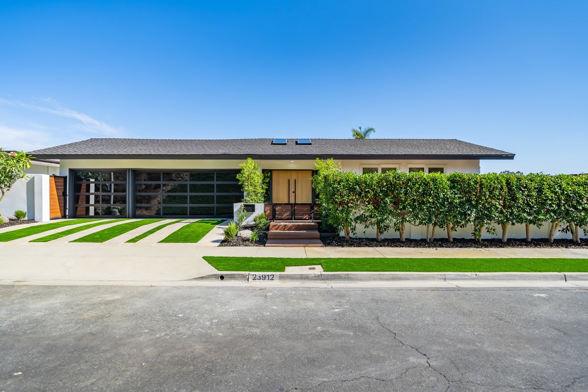 23912 Hillhurst Drive