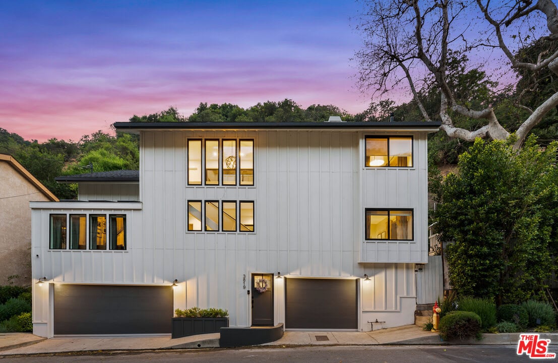 $2,499,000