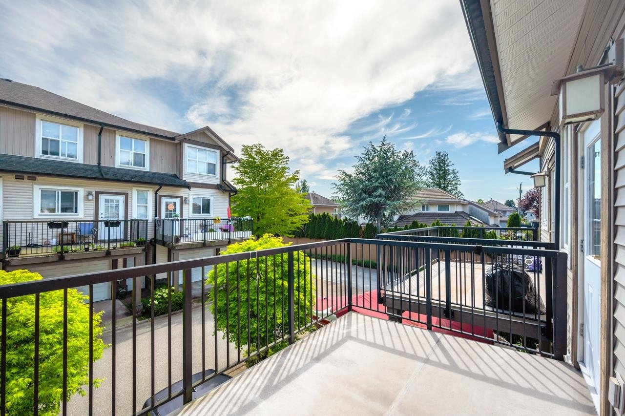 23-5988 Lancing Rd
