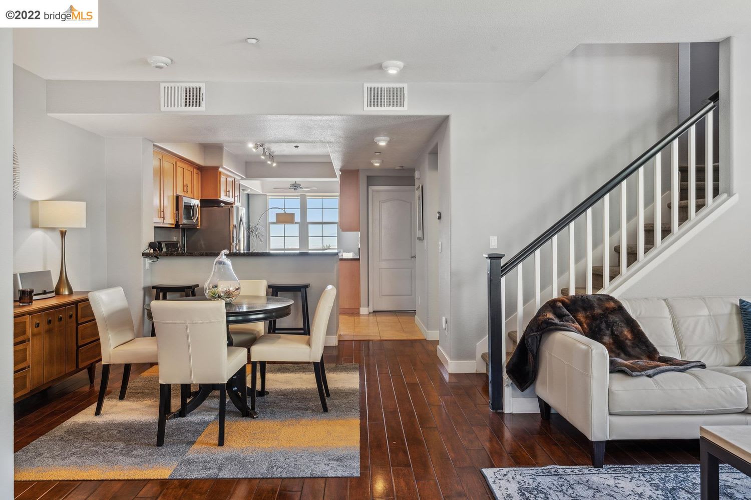 6128 Old Quarry Loop, Oakland, CA 94605