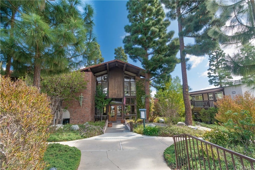 312 S Miraleste Dr #89