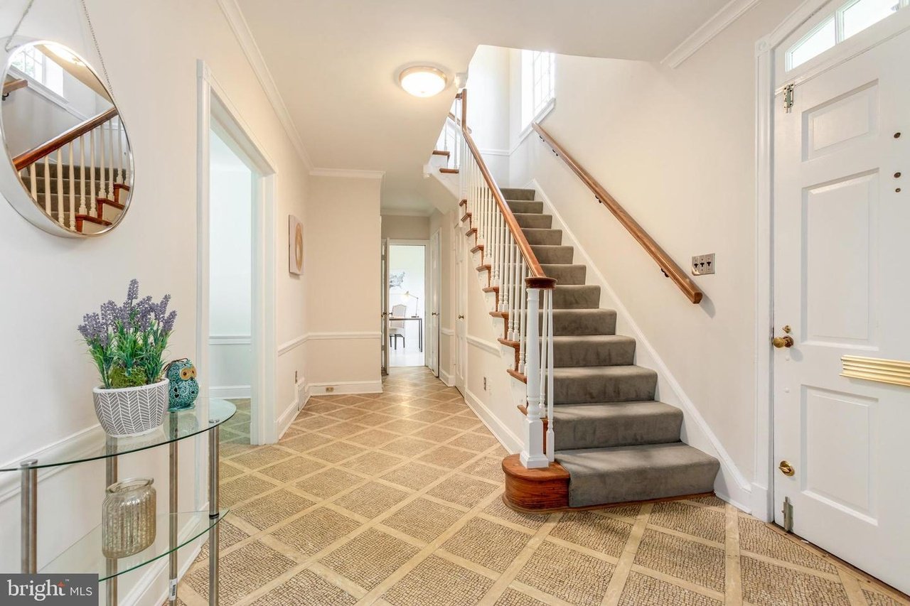 4501 Nebraska NW