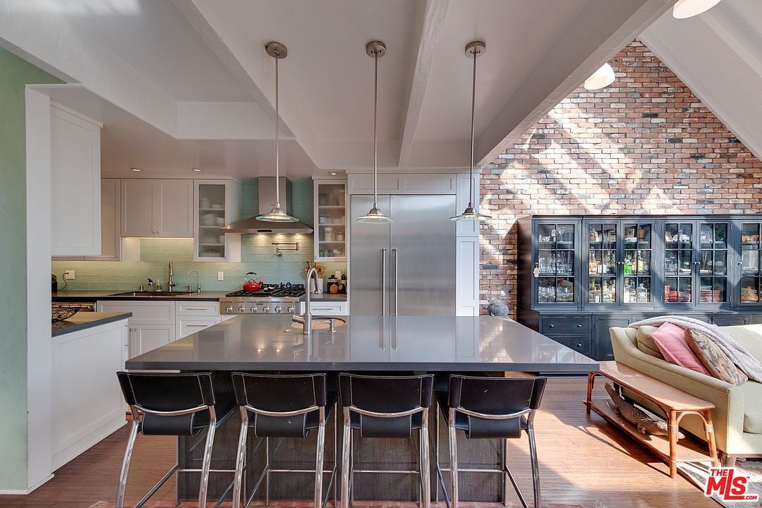 Magical zen-like townhome steps from the sand