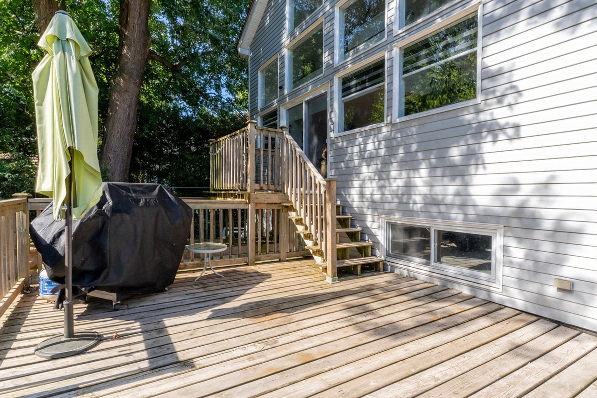 708 Montbeck Cres