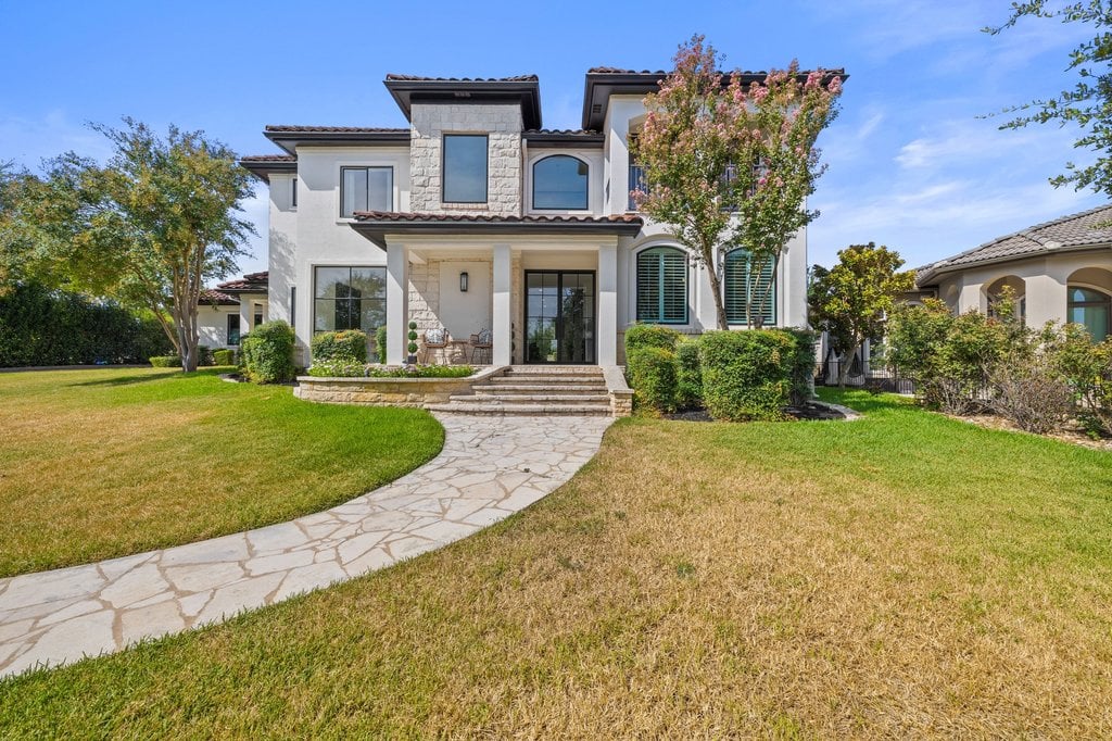 34 Autumn Oaks