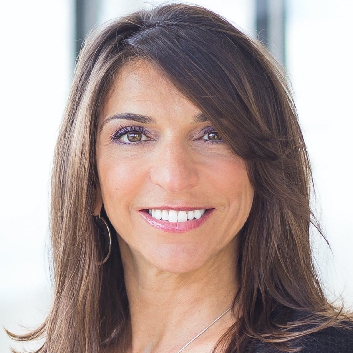 Gloria Ford Queensbury, NY Real Estate Agent Headshot
