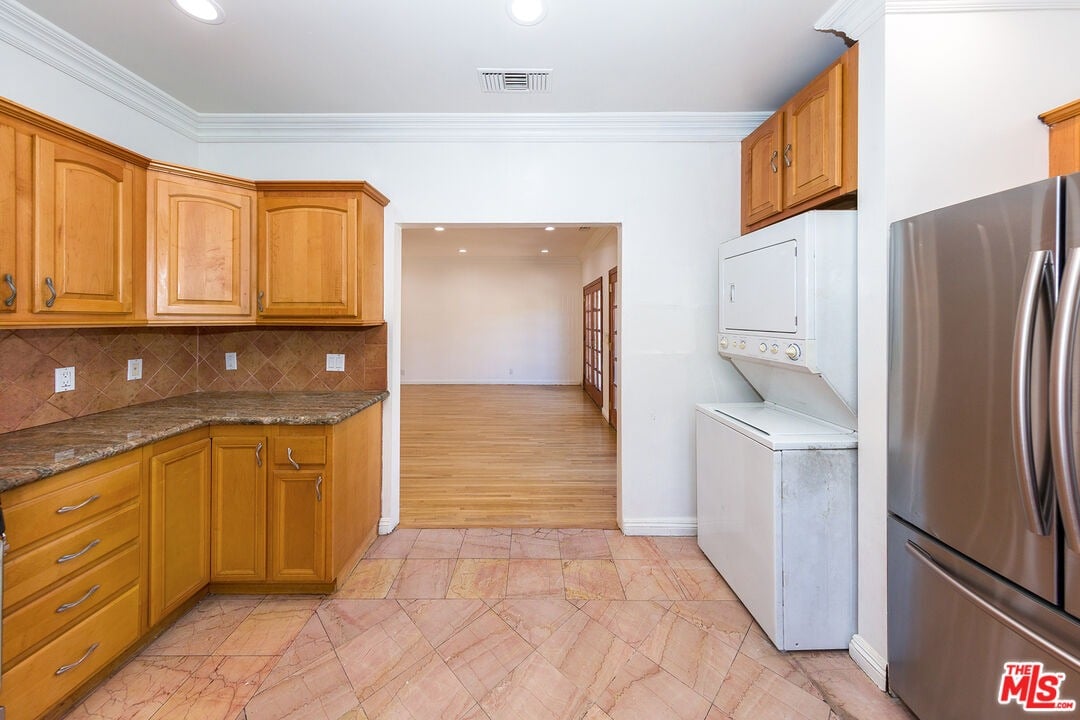 1105 S La Peer Dr