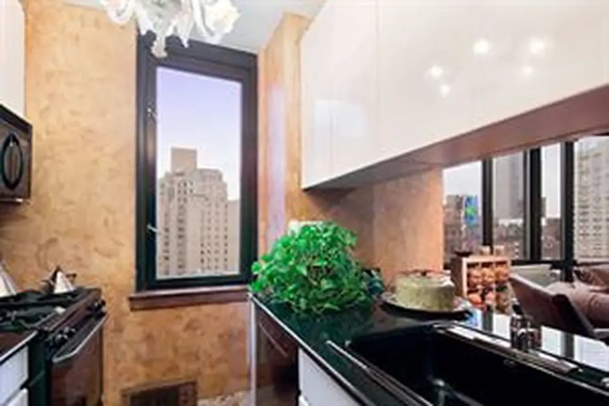 455 E 86th St., #12E