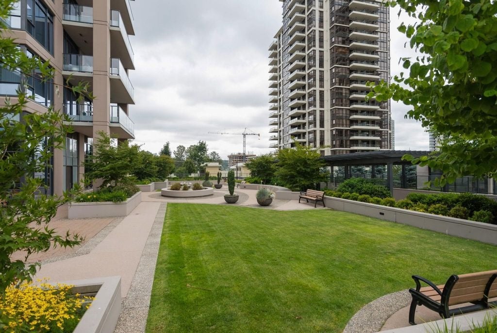 2077 Rosser Ave, #1304