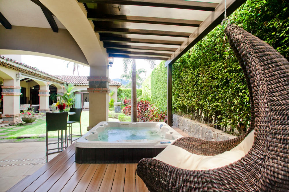 Bosques de Lindora Designer Inspired