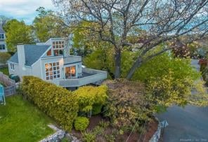 15 Compo Hill Avenue