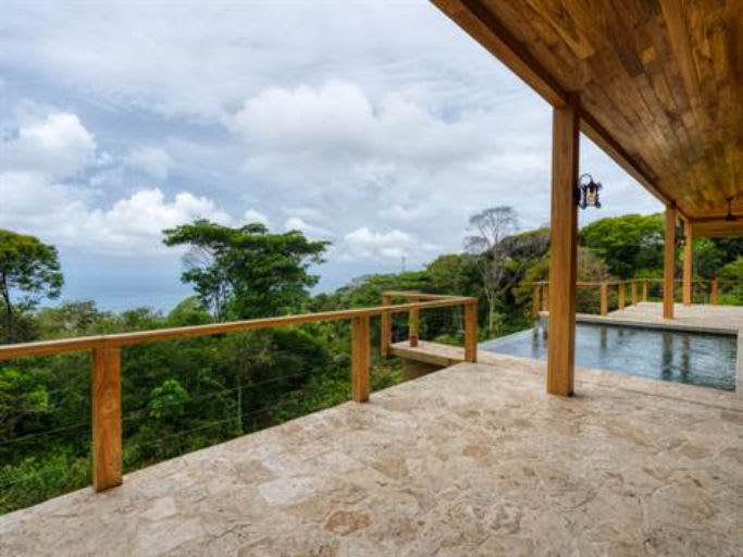 New 4 Bedroom Ocean View in Escalares