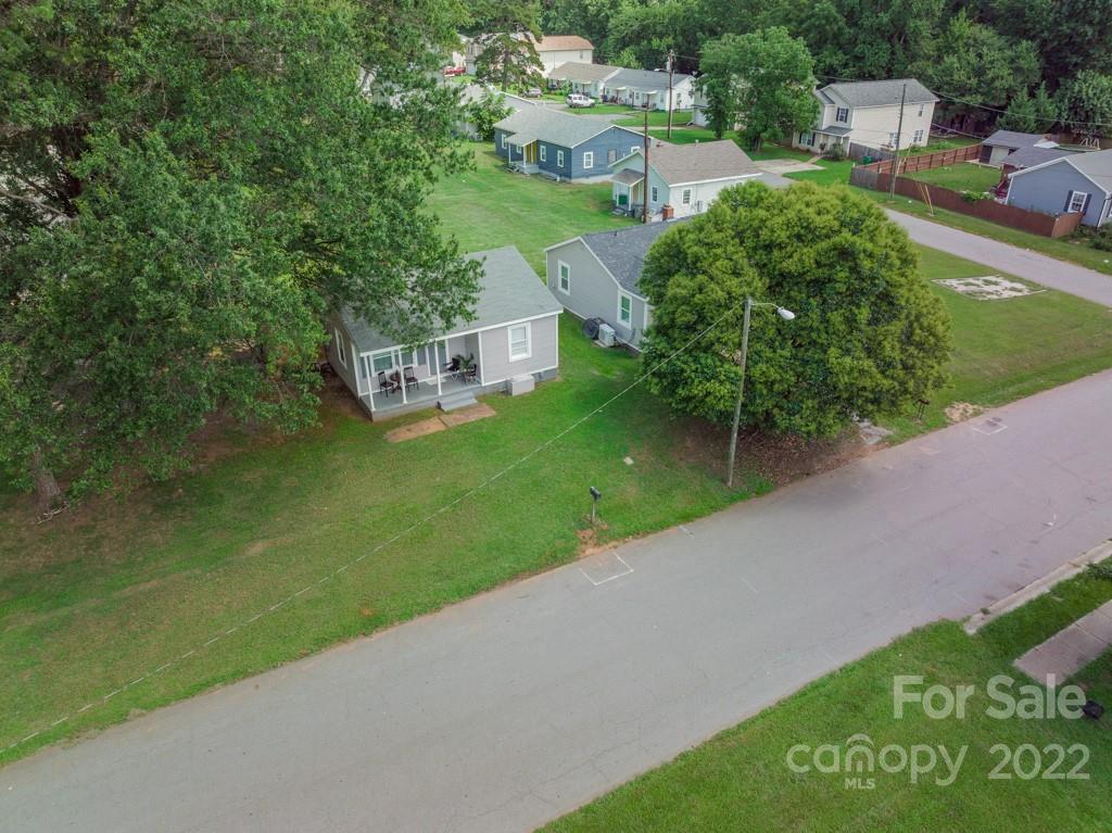 2527 Eddington St