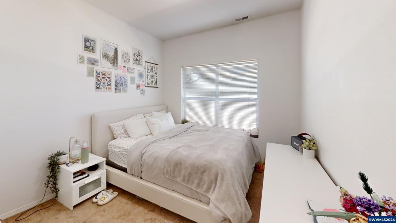 319-326 NW 14th & 15th St