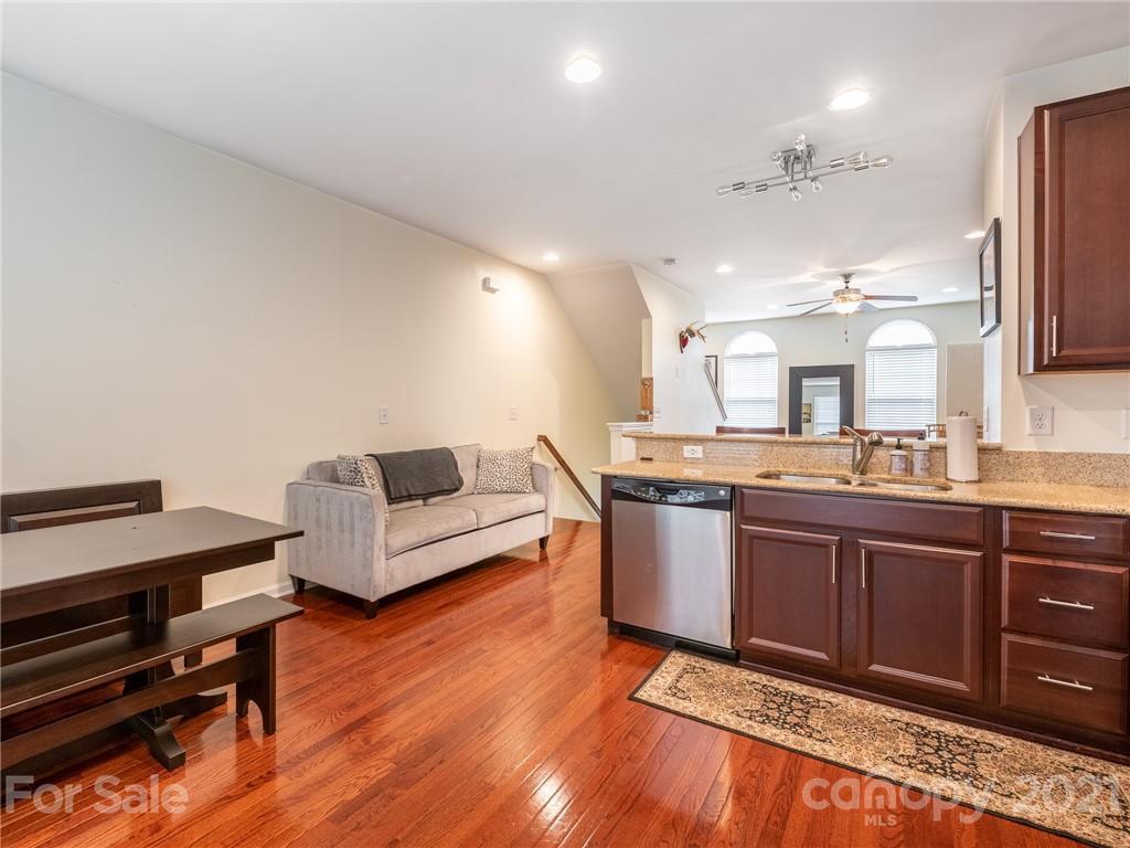 249 Irwin Ave